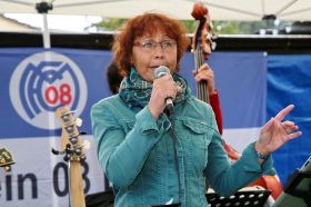 559-Caroline-Simpson.jpg